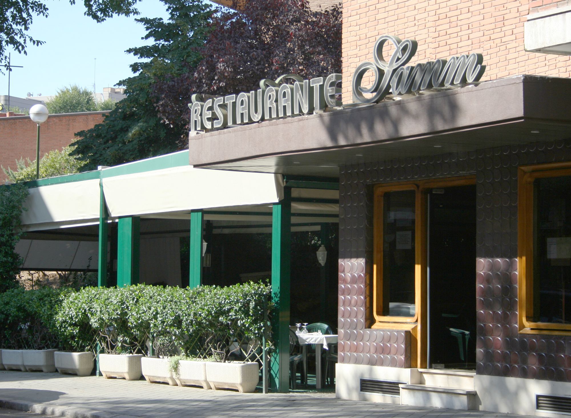 Entrada del restaurante Samm
